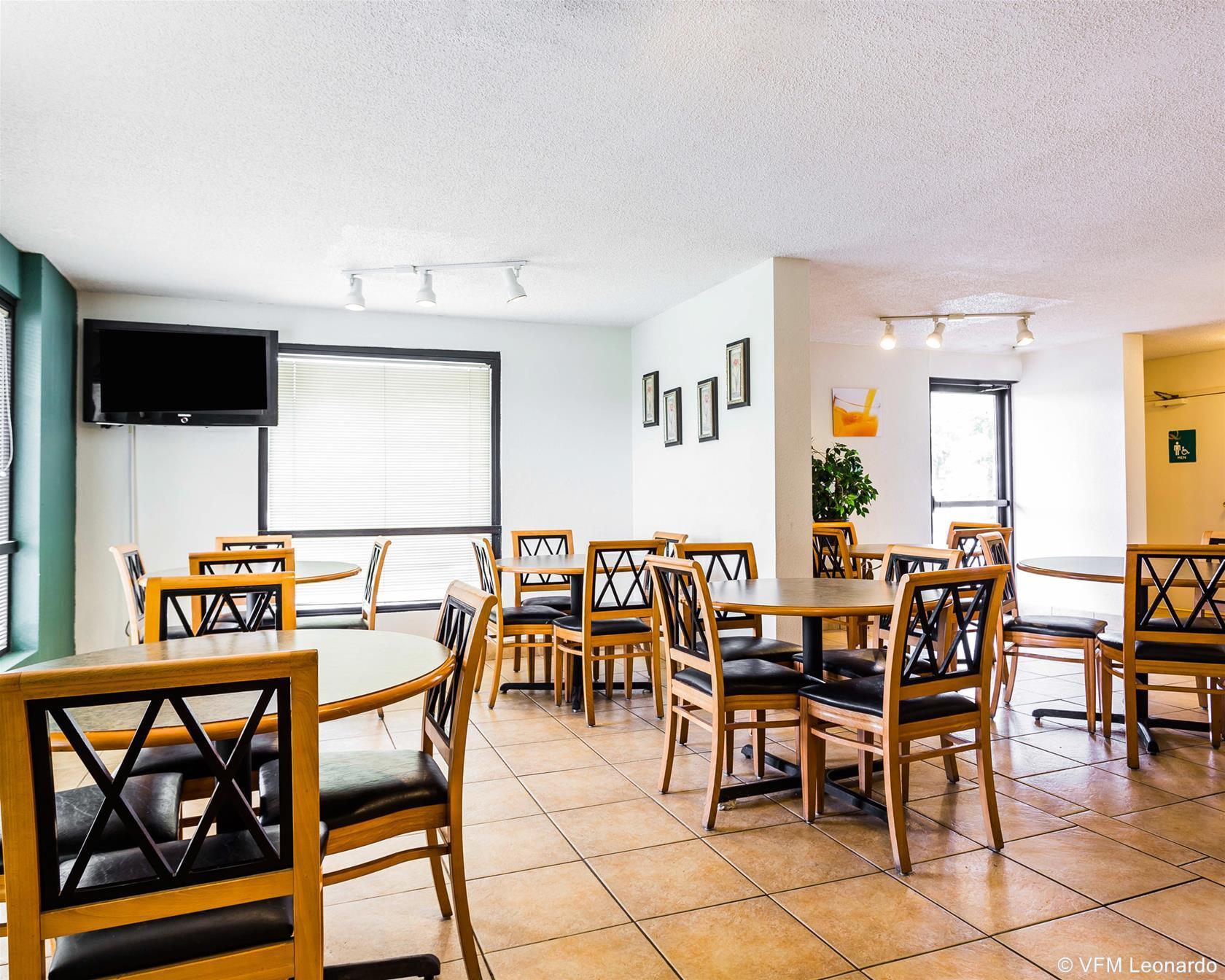 Quality Inn Coliseum Норт-Чарлстон Екстер'єр фото