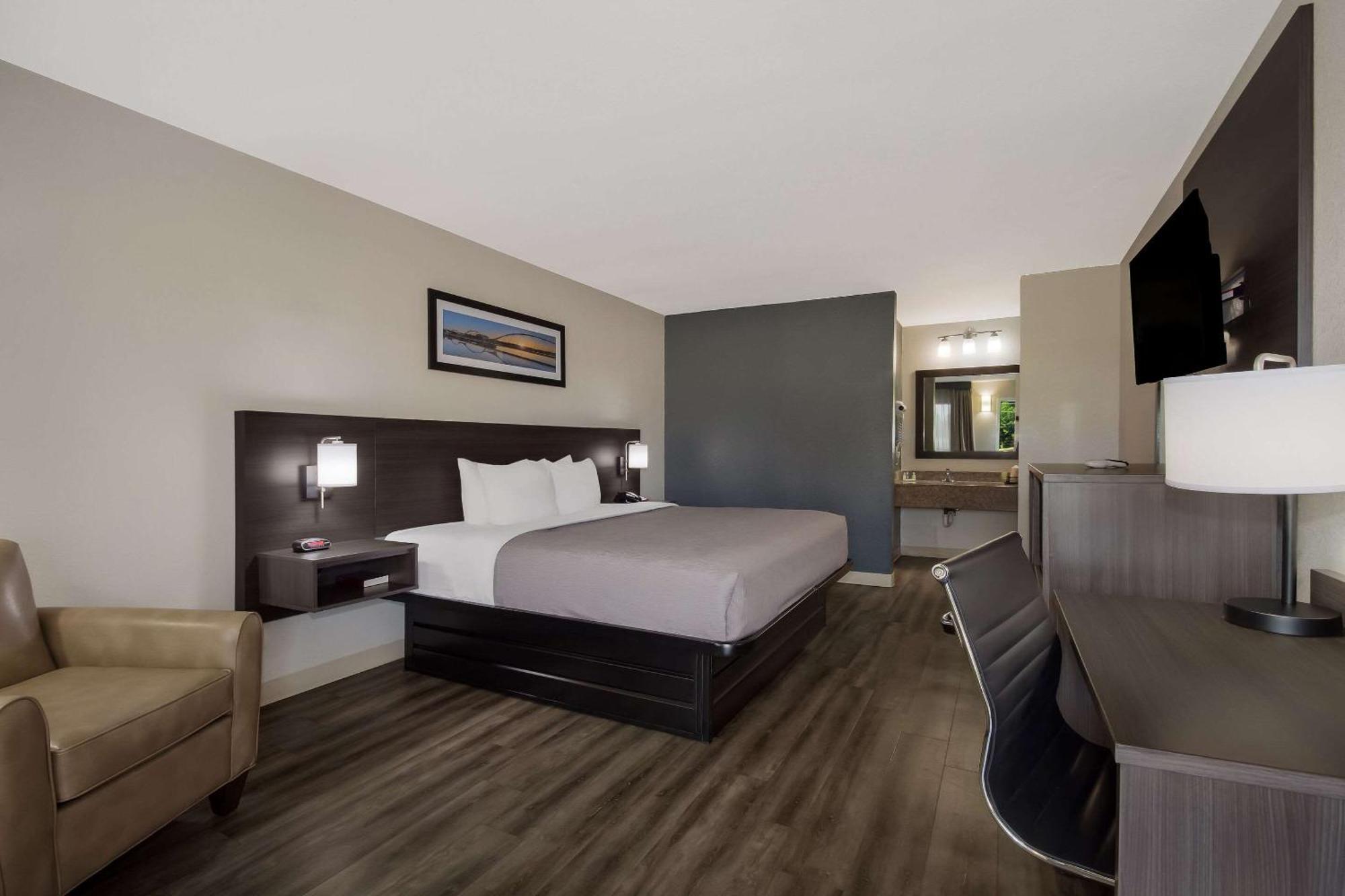 Quality Inn Coliseum Норт-Чарлстон Екстер'єр фото