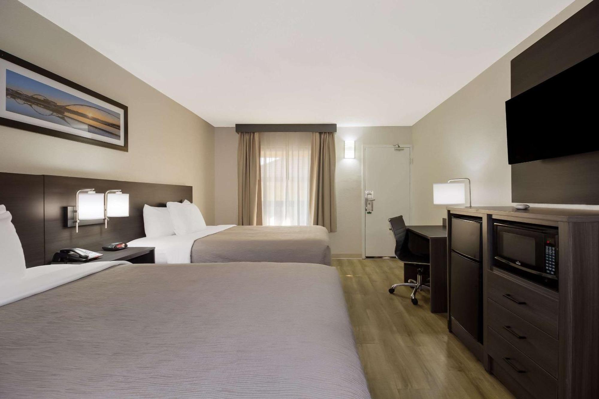 Quality Inn Coliseum Норт-Чарлстон Екстер'єр фото